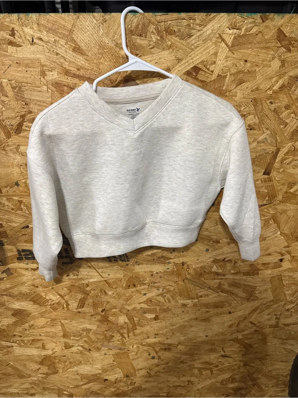Old Navy Cream V-Neck Cropped Sweatshirt